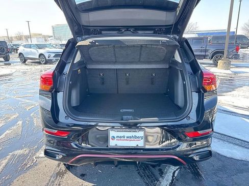 Used 2022 Buick Encore GX Select w/ Sport Touring Package AWD/4WD image 24