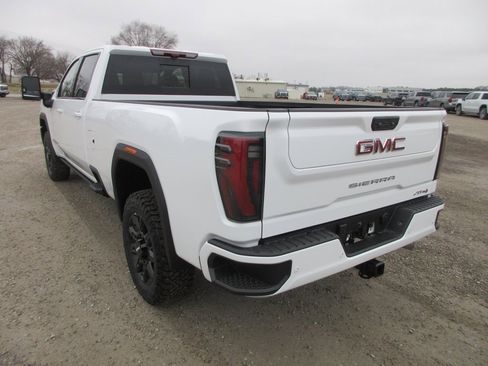 New 2026 GMC Sierra 3500 AT4 image 9