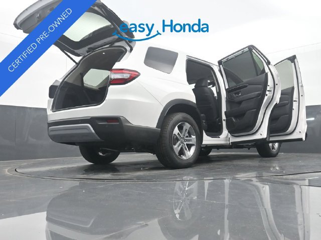 Used 2025 Honda Pilot EX-L image 55