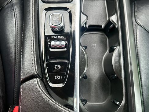 Used 2020 Volvo XC90 T5 Momentum w/ Protection Package AWD/4WD image 29