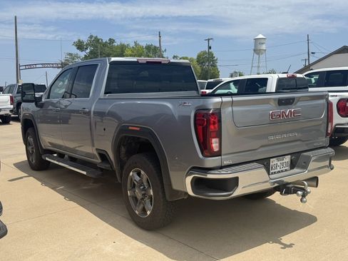 Certified 2025 GMC Sierra 2500 SLE w/ SLE Value Package; AWD/4WD image 4