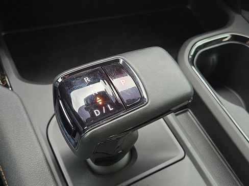 Used 2025 GMC Sierra 1500 AT4 w/ AT4 Premium Package image 16