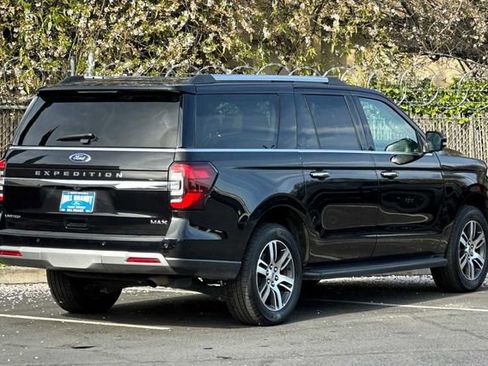 Used 2024 Ford Expedition Max Limited image 3