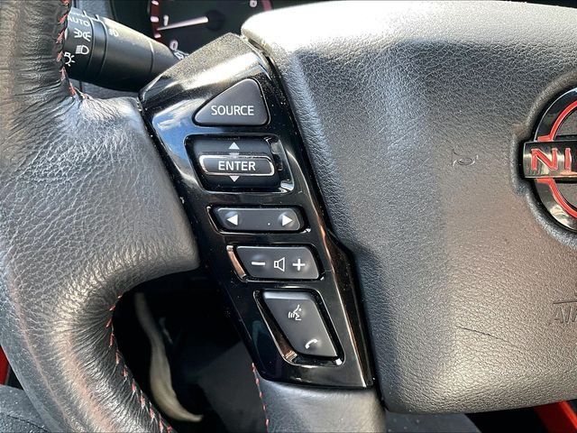 Used 2024 Nissan Frontier PRO-4X AWD/4WD image 23