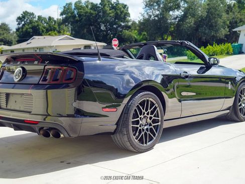 Used 2014 Ford Mustang Shelby GT500 w/ Equipment Group 821A RWD image 6