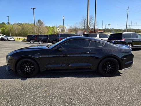 Used 2020 Ford Mustang Premium image 8