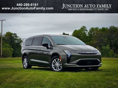 New 2027 Chrysler Pacifica Select