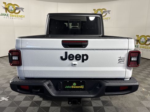 New 2026 Jeep Gladiator Willys image 7