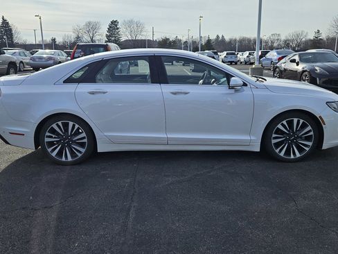 Used 2018 Lincoln MKZ Reserve w/ Technology Package image 3