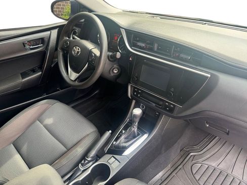 Used 2019 Toyota Corolla LE FWD image 4