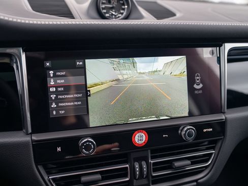 New 2026 Porsche Macan AWD/4WD image 19
