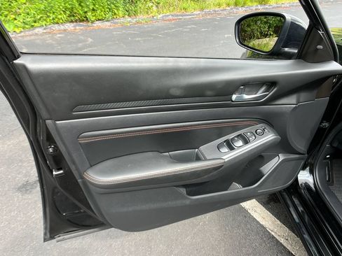 Used 2020 Nissan Altima 2.5 SR AWD/4WD image 11