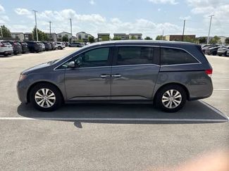 Used 2016 Honda Odyssey SE video 2