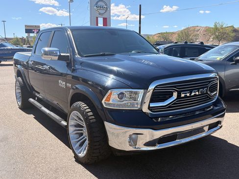 Used 2017 RAM 1500 Laramie w/ Convenience Group AWD/4WD image 7