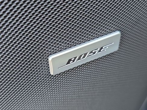 New 2025 Chevrolet Suburban High Country image 25