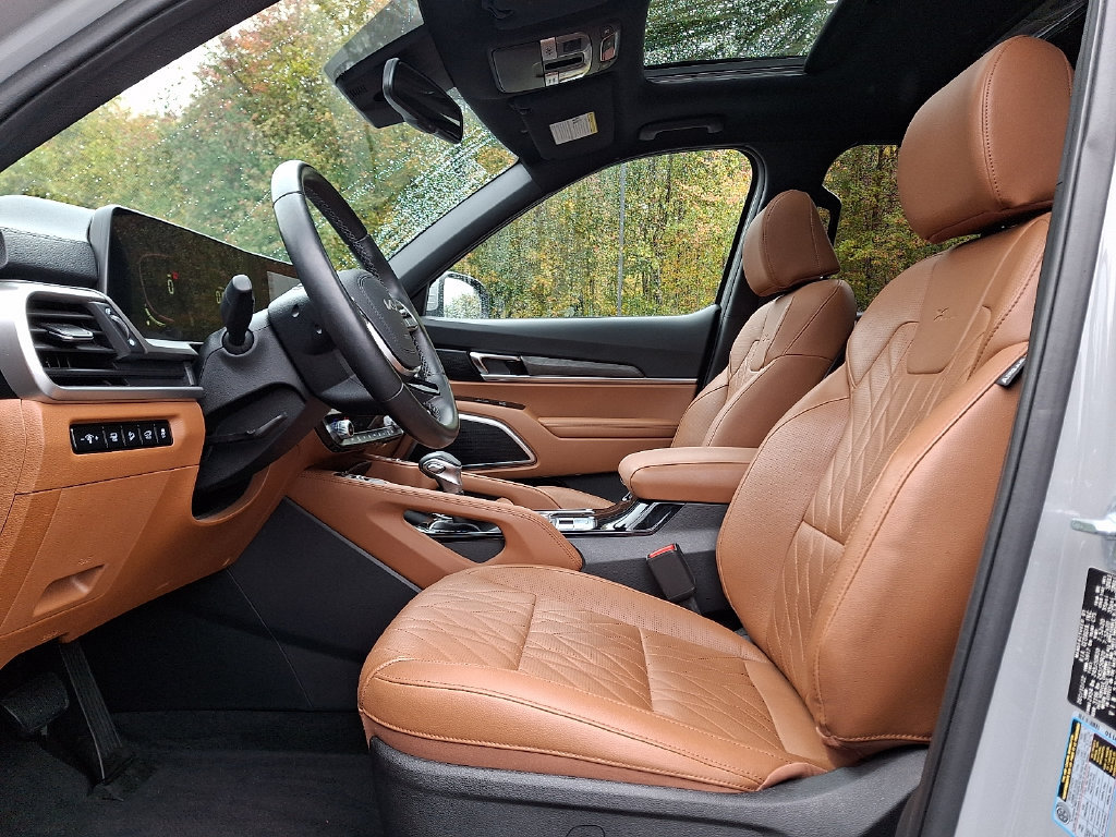 Certified 2023 Kia Telluride EX X-Line AWD/4WD image 14