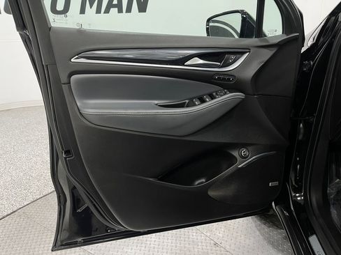 Used 2019 Buick Enclave Premium w/ Experience Buick Package image 16