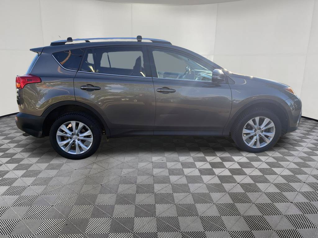 Used 2014 Toyota RAV4 Limited w/ Technology Package AWD/4WD image 9