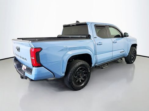 Certified 2026 Toyota Tacoma SR5 AWD/4WD image 5