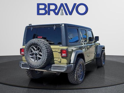 Used 2025 Jeep Wrangler Sport S image 4