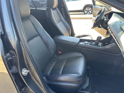 Used 2025 MAZDA MAZDA3 s FWD image 14