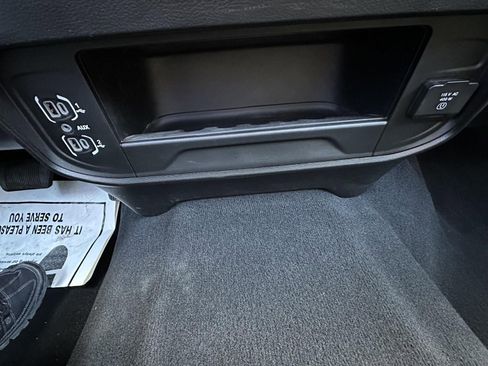 Used 2024 RAM 2500 Laramie w/ Safety Group image 26