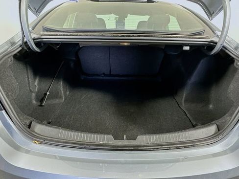 Used 2024 Chevrolet Malibu LT FWD image 30
