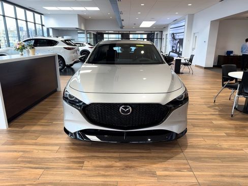 New 2026 MAZDA MAZDA3 Hatchback w/Premium Plus Pkg image 2