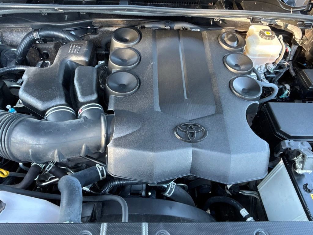 Used 2022 Toyota 4Runner Limited AWD/4WD image 42