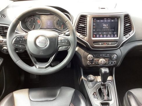 Used 2021 Jeep Cherokee Trailhawk w/ Premium Leather Package image 19