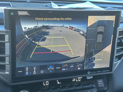 Used 2023 Toyota Tundra Limited image 17