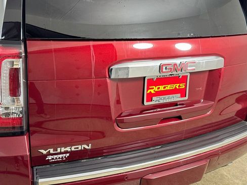 Used 2019 GMC Yukon Denali w/ Denali Ultimate Package AWD/4WD image 29