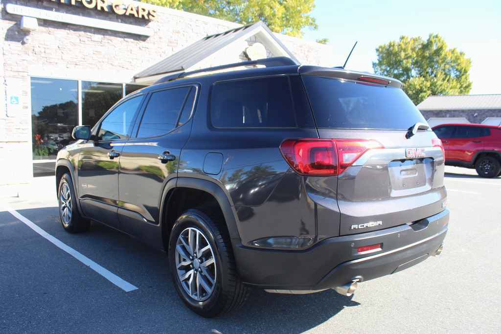 Used 2017 GMC Acadia SLE w/ Driver Alert Package I AWD/4WD image 9