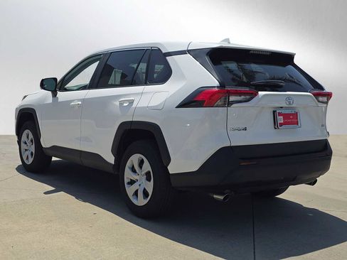 Used 2025 Toyota RAV4 LE FWD image 5