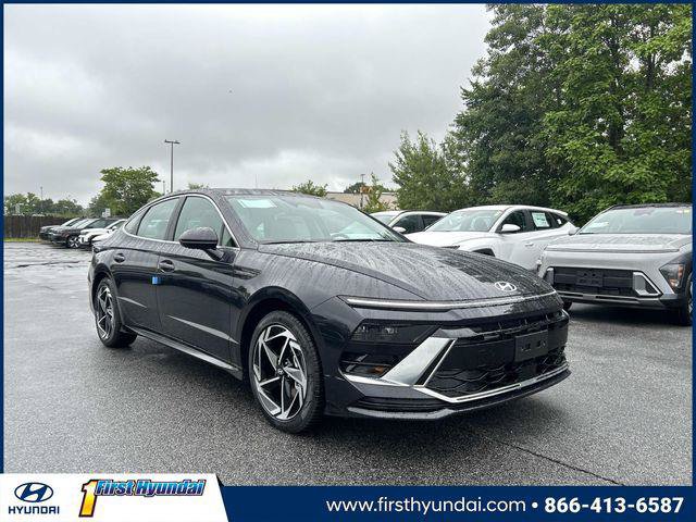 New 2026 Hyundai Sonata SEL FWD image 1