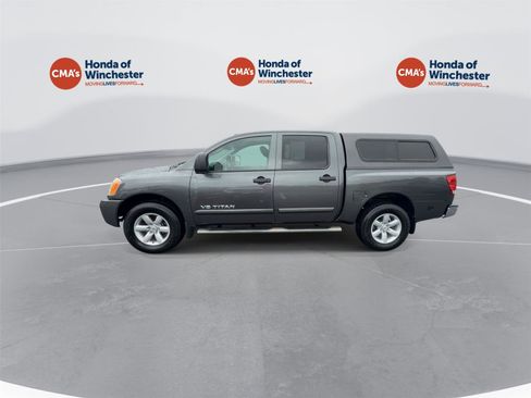 Used 2010 Nissan Titan SE w/ SE Value Truck Pkg AWD/4WD image 5