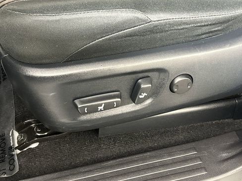 Used 2024 Toyota 4Runner TRD Off-Road image 19