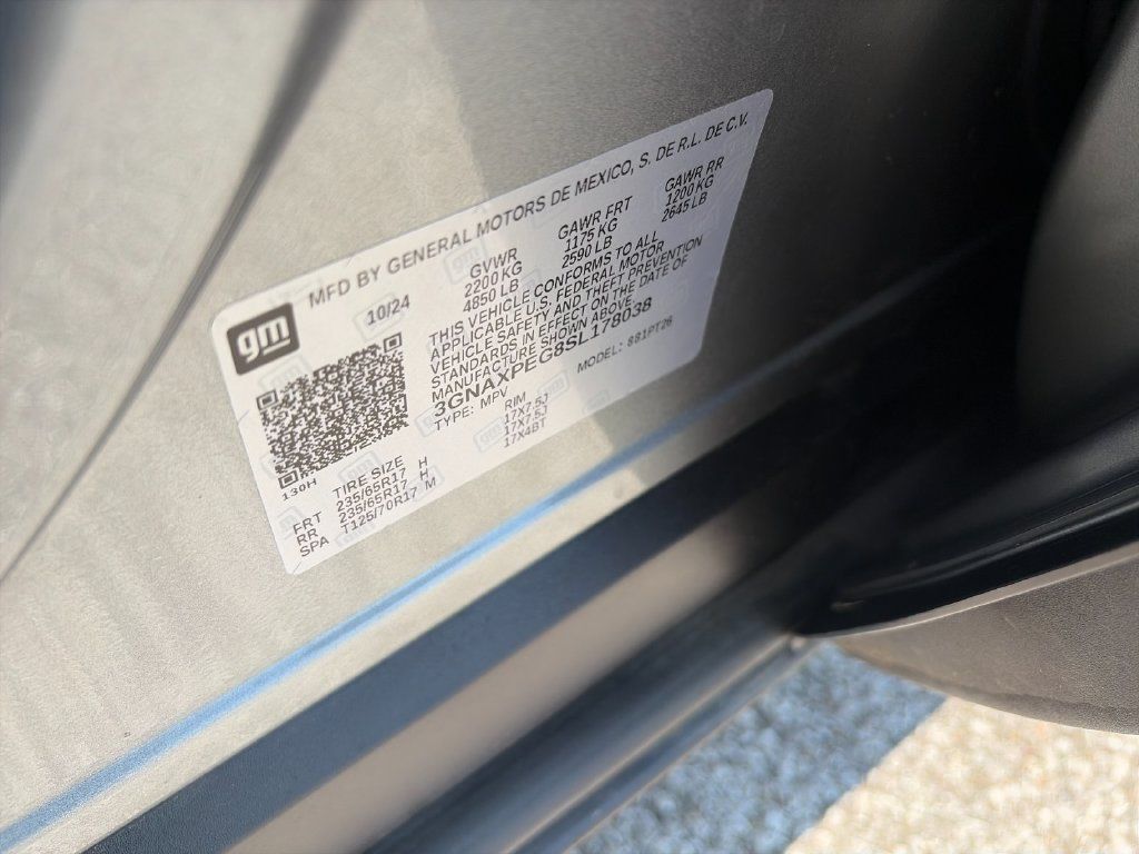 Used 2025 Chevrolet Equinox LT AWD/4WD image 36