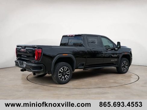 Used 2021 GMC Sierra 2500 AT4 w/ AT4 Premium Plus Package image 3