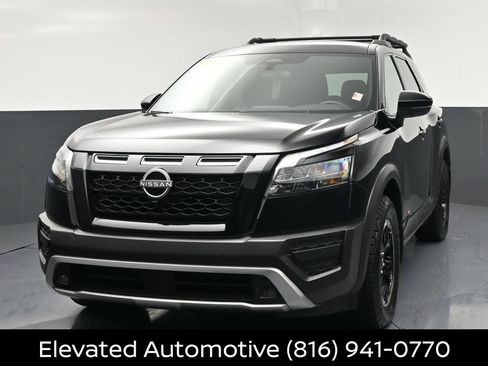 Certified 2025 Nissan Pathfinder Rock Creek AWD/4WD image 3