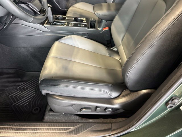 Used 2026 Subaru Outback Premium AWD/4WD image 35