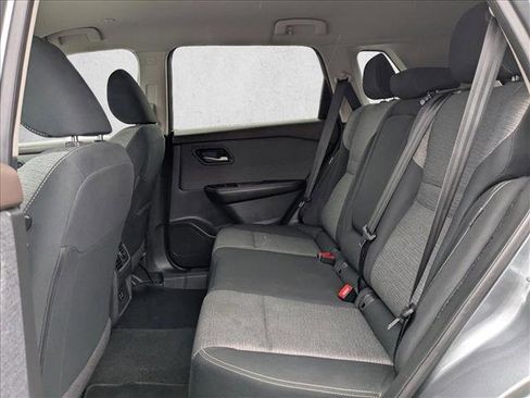 Used 2023 Nissan Rogue SV image 19