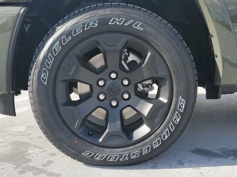 New 2026 RAM 1500 4x4 Crew Cab image 7