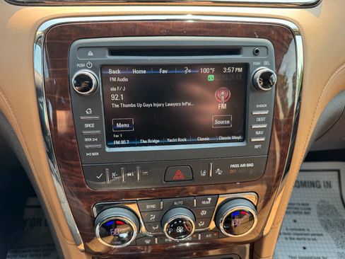 Used 2016 Buick Enclave Leather w/ Trailering Package FWD image 19