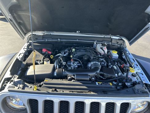 Used 2023 Jeep Wrangler Unlimited Rubicon w/ Cold Weather Group image 22