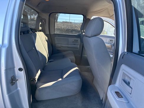 Used 2006 Dodge Dakota SLT w/ Sport Appearance Group image 11