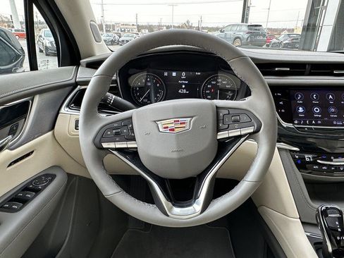 New 2025 Cadillac XT6 Premium Luxury w/ Technology Package image 11