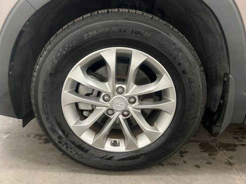 Used 2020 Hyundai Santa Fe SE w/ Cargo Package image 30