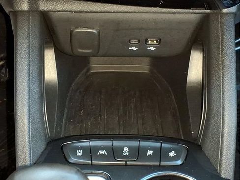 Used 2025 Chevrolet TrailBlazer ACTIV FWD image 21