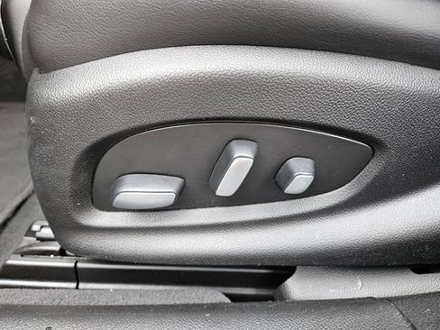 Used 2019 Cadillac XTS Luxury FWD image 9